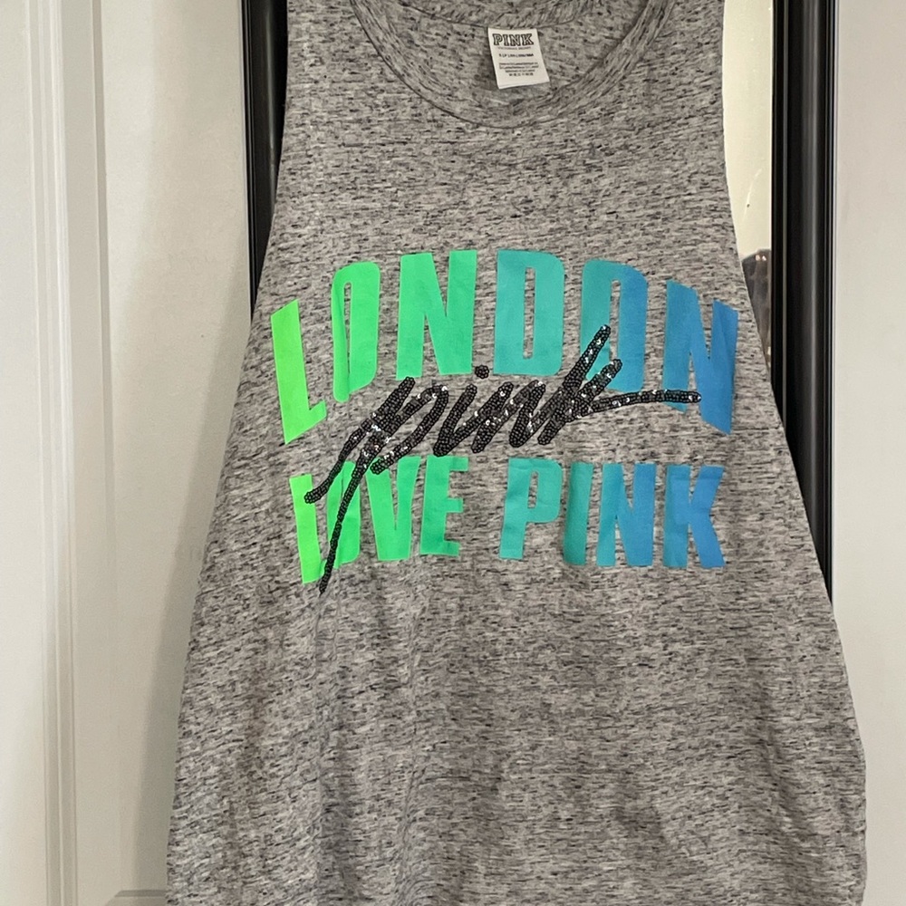 Pink by Victoria’s Secret muscle tank.